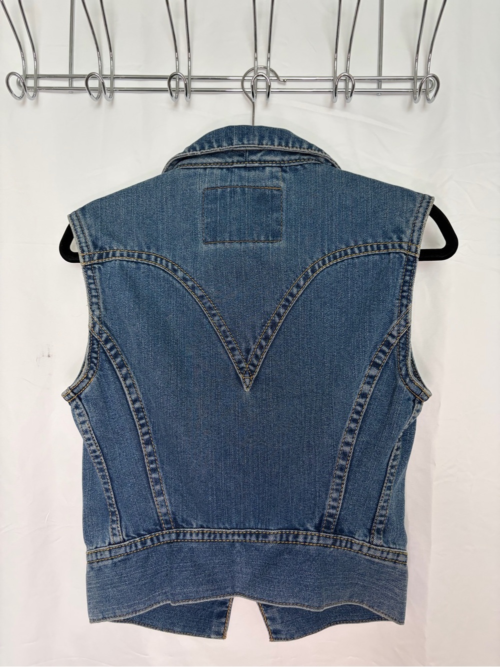 Levi's Blue Denim Zip Vest with Tan Patch - Picture 4 of 9